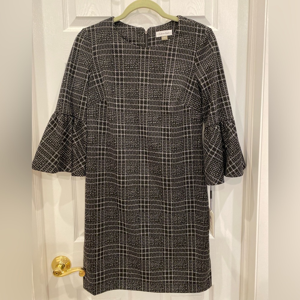 NWT Calvin Klein size 6 3/4 length sleeve shift dress